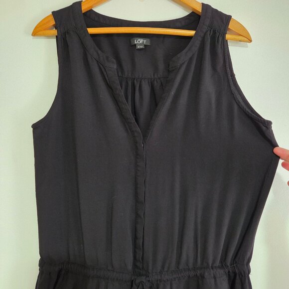 EUC LIKE NEW LOFT SLEEVELESS SPLIT V NECK BLACK SOFT JUMPSUIT SIZE 10 / M - Picture 8 of 16